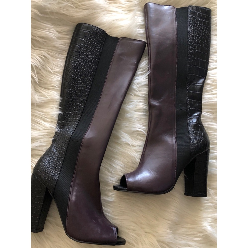 Color blocked peep toe heeled boot w/ elastic gore